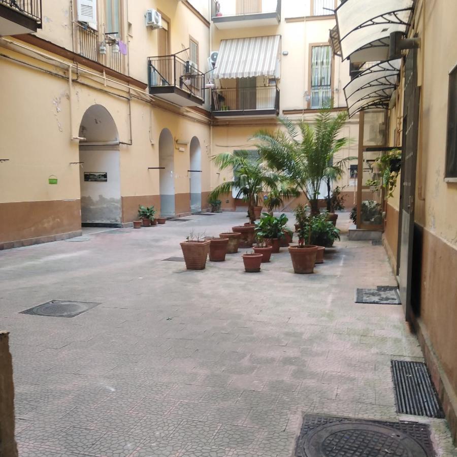 Casa Confort - Napoli Centro Екстериор снимка